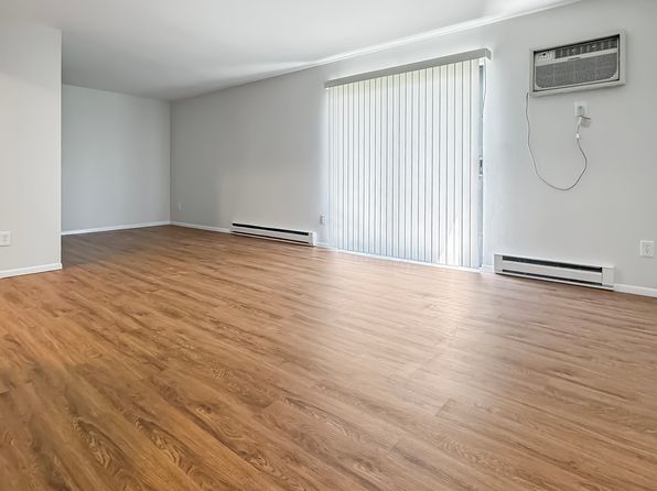 3200 Indiana St #101