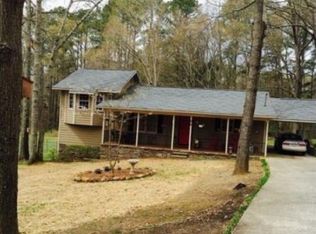 26 Quail Hollow Dr, Cartersville, GA 30121