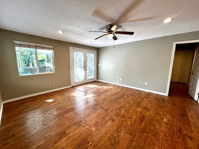 3305 Clawson Rd #C — Photo 18