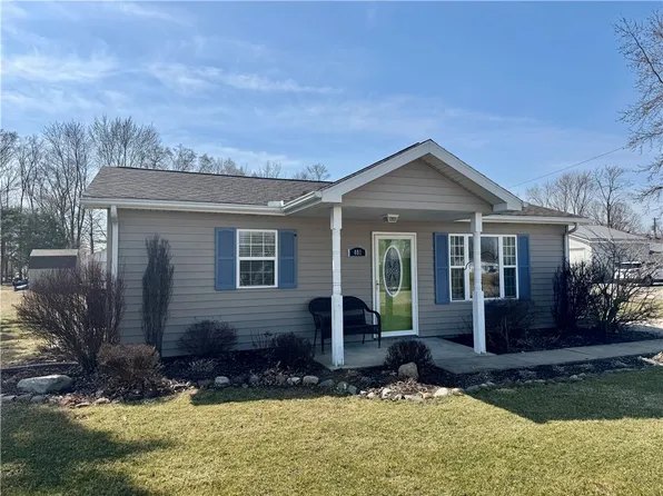 401 E South Main St, Oakwood, IL 61858