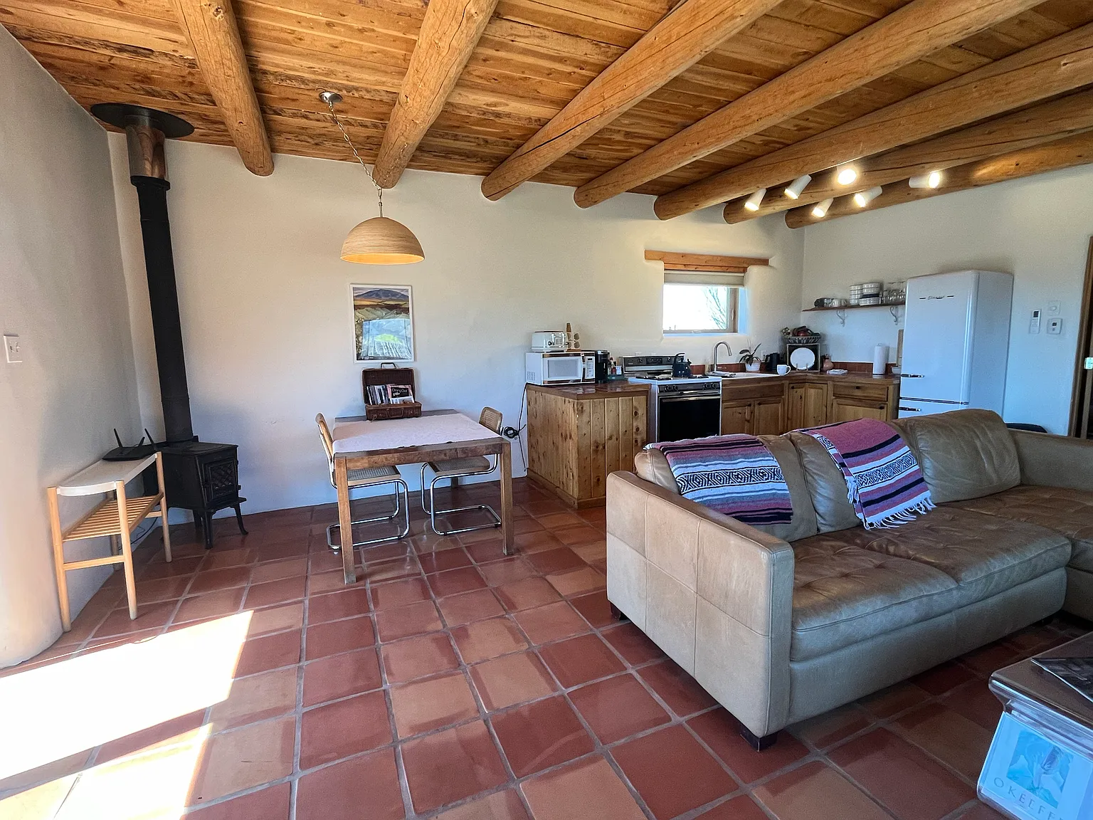 1 bed, 1000 sqft, $1,700 — Photo 2