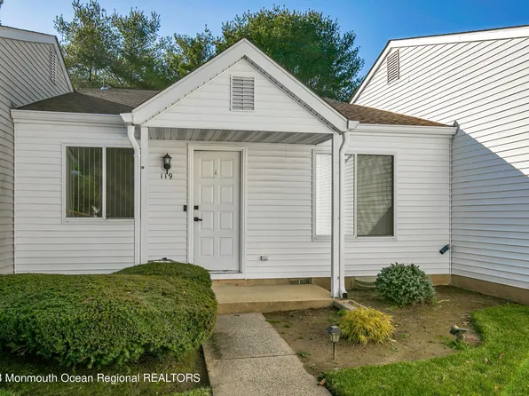 119 Greenwood Drive, Freehold, NJ 07728