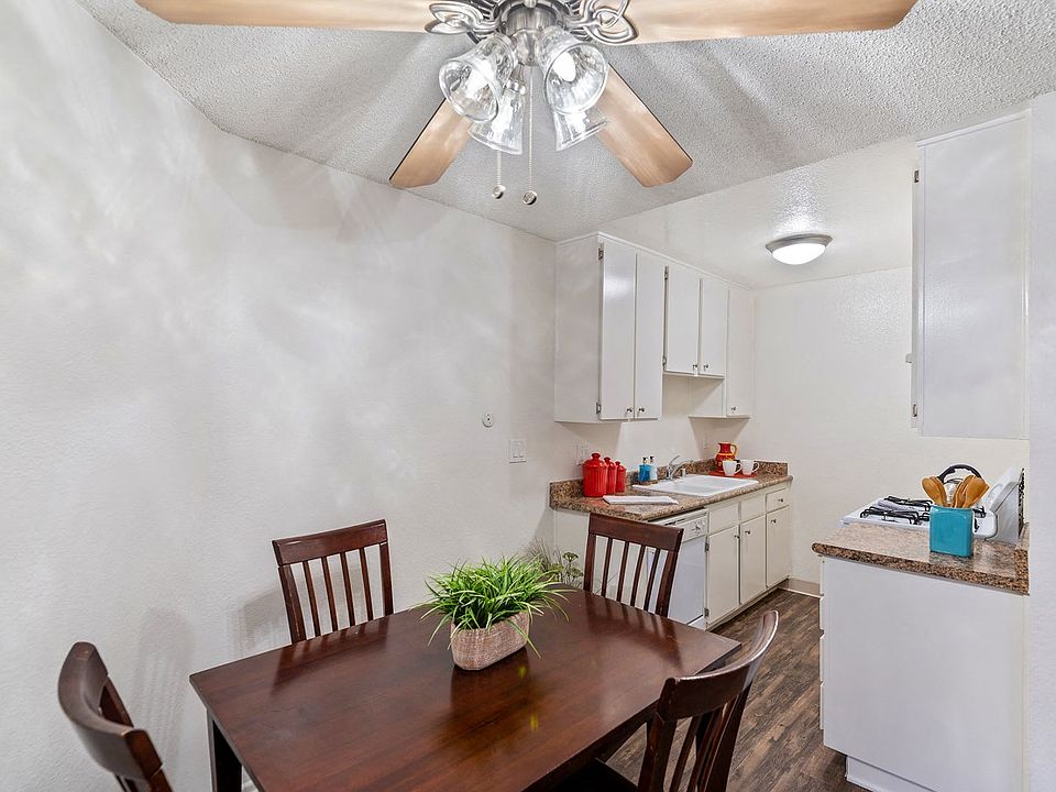 Dining Room - Enclave, Studio City