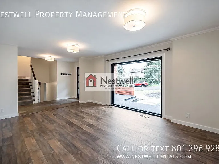 659 W Halifax Ct — Photo 9