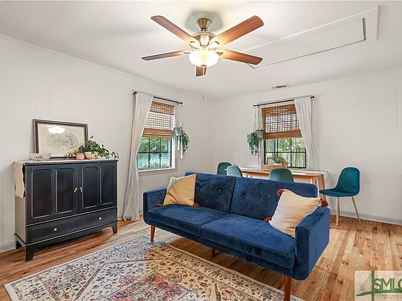 5th image of 2212 Hawthorne Street
