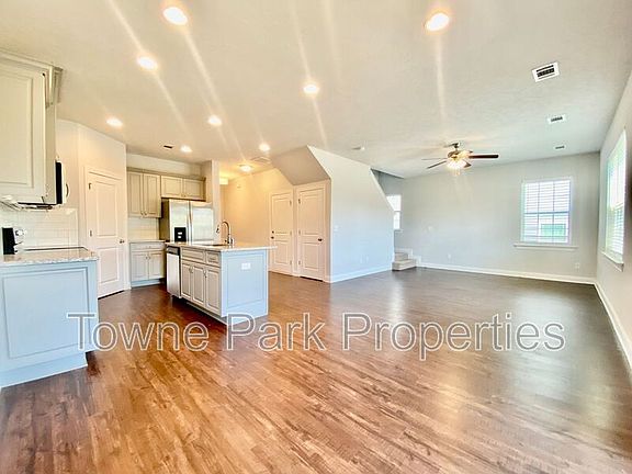 5th image of 1865 Butternut Dr