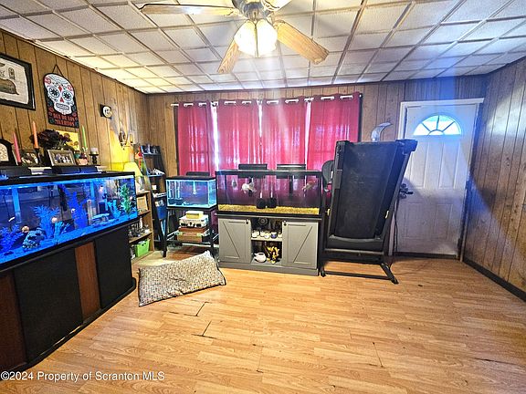 4th image of 1131-1133 W Elm St