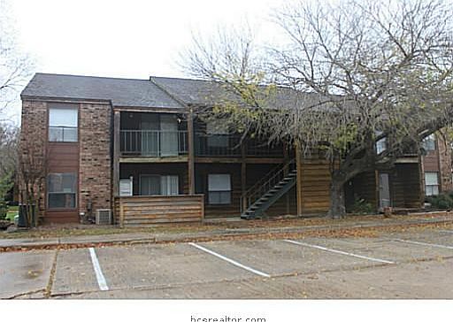 1st image of 904 University Dr Unit 147