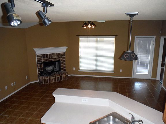 5th image of 9116 Riverfalls Dr