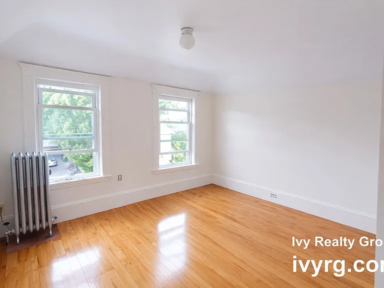 28 Commonwealth Rd #3 — Photo 3