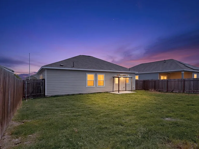 12713 Robert Taft St — Photo 35
