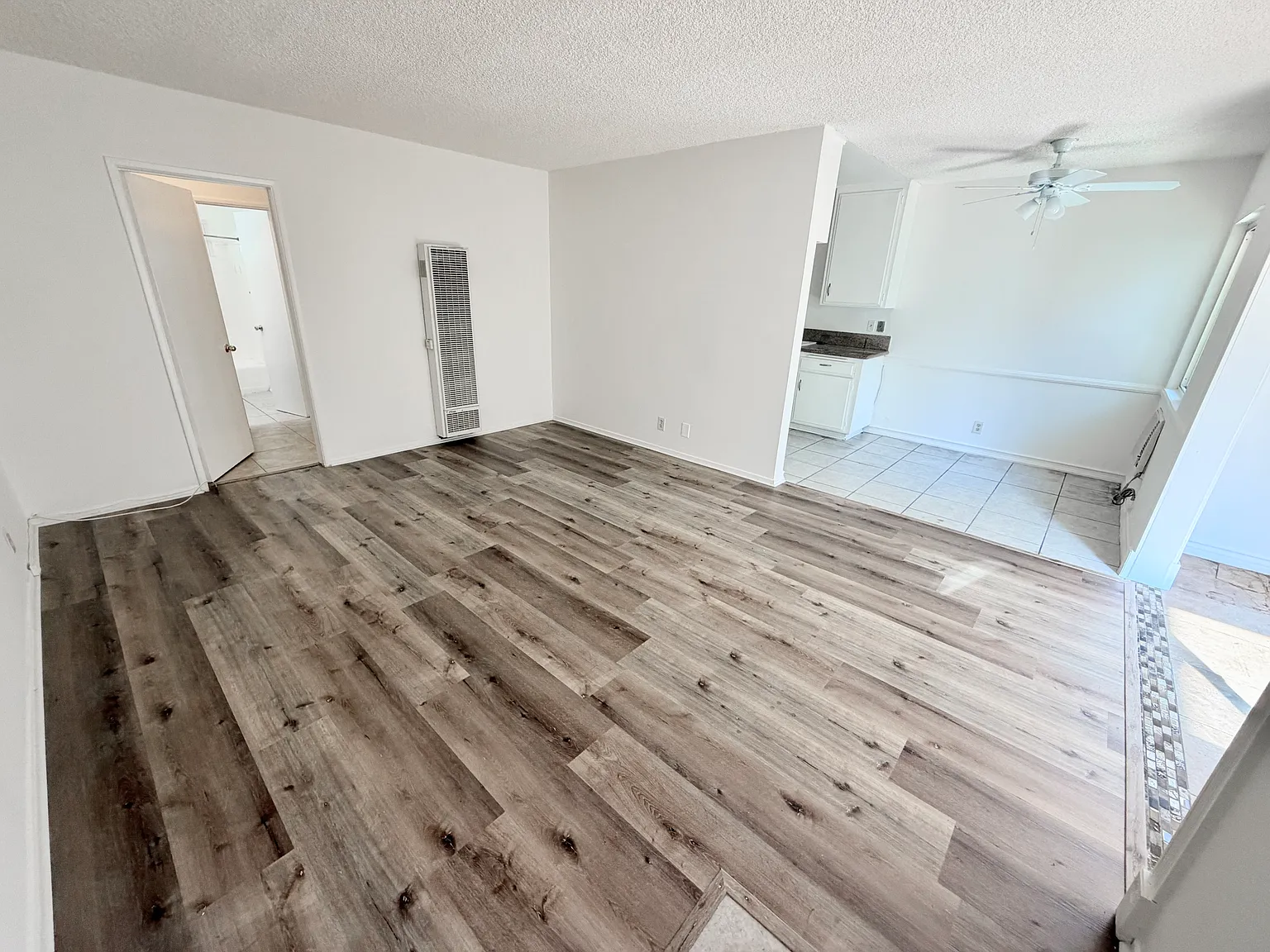 1 bed, 1.0 bath, 817 sqft, $2,075 — Photo 3