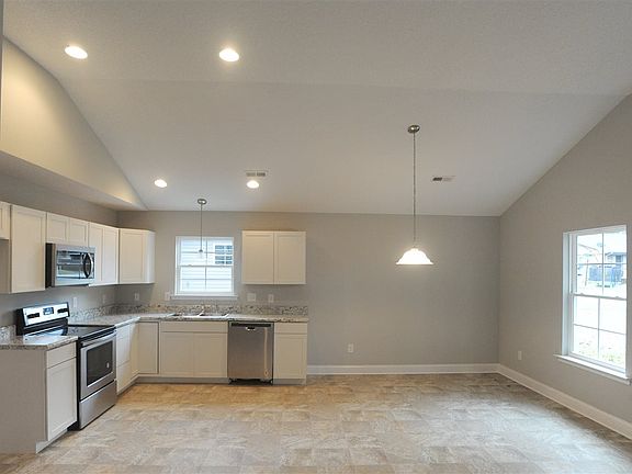 4th image of 190 Stonecreek Dr Lot 1