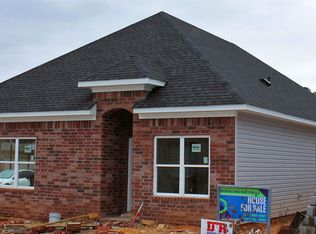 3450 Garden Club Dr, Bryant, AR 72022