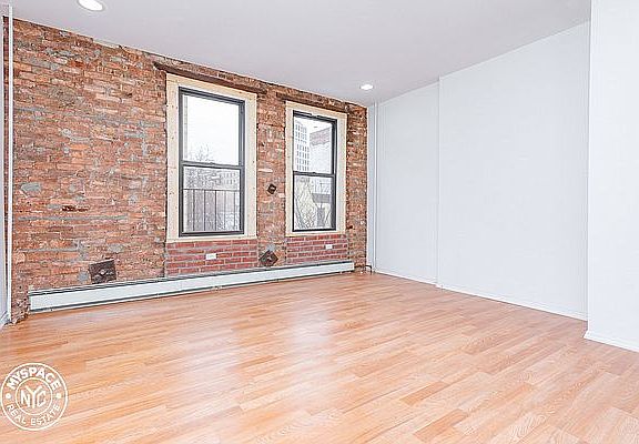 3rd image of 487 Saint Johns Pl #2C
