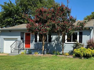 8422 Ridgelea St, Dallas, TX 75209