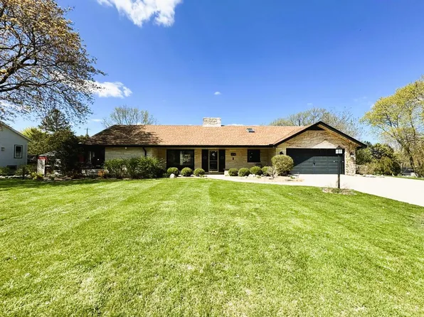 418 Walnut STREET, Burlington, WI 53105