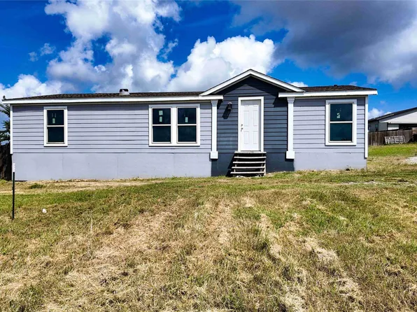 136 Alameda Dr, Cedar Creek, TX 78612