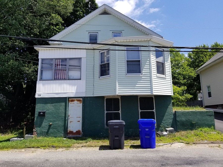 1st image of 19 Lexington Ave