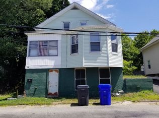 19 Lexington Ave, North Providence, RI 02904