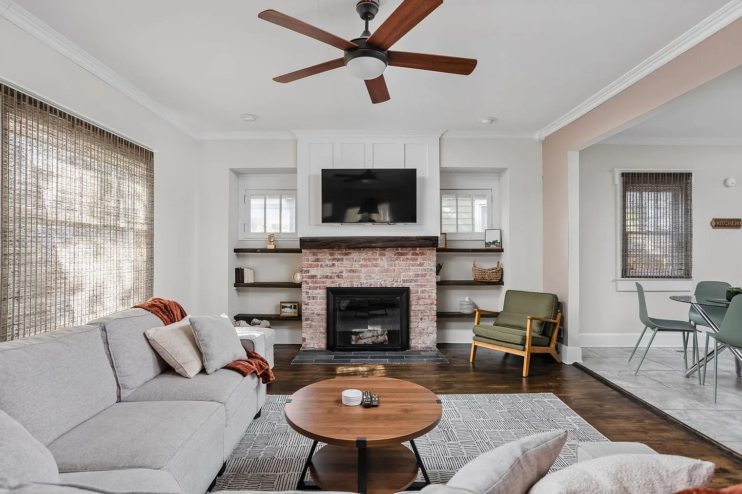 4 bed, 3.0 bath, $6,339 — Photo 3