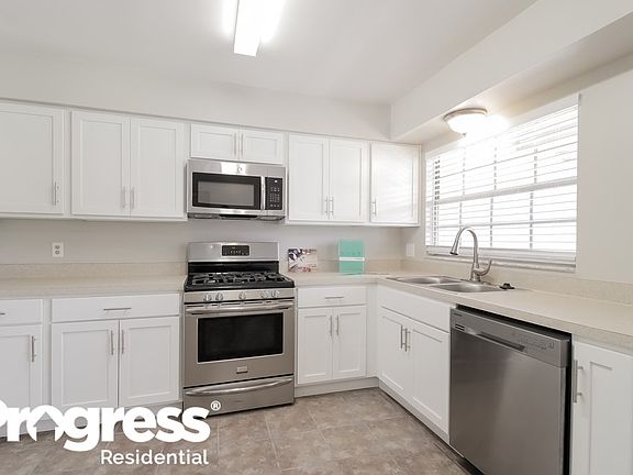 5th image of 12046 Agana St
