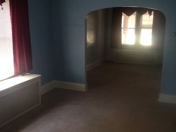 5th image of 4819 Homerlee Ave