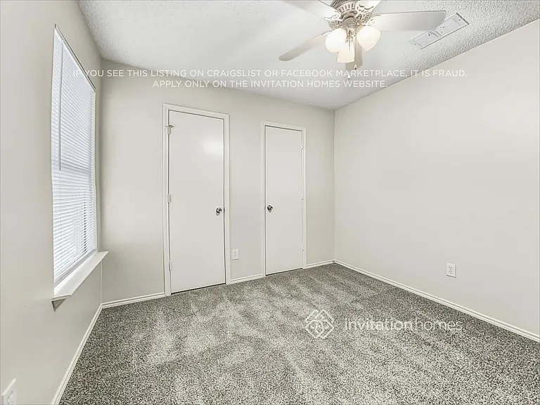 5201 Waltham Ct — Photo 16