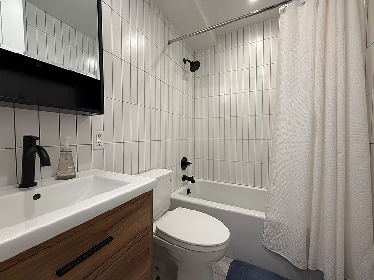 323 Graham Ave #1 — Photo 7