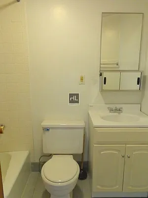 Rented by Highline Residential | media 13