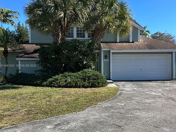 5th image of 10035 SW 141st Ct