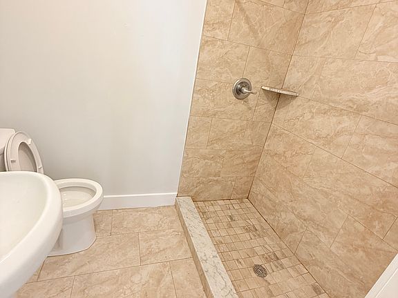 3rd image of 2106 N 20th St Floor 1