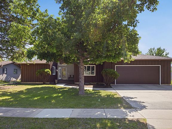 2nd image of 2504 18th St S
