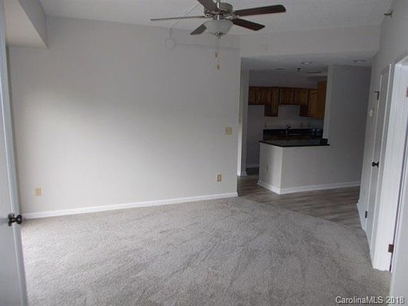 3rd image of 211 Heritage Blvd Suite 415