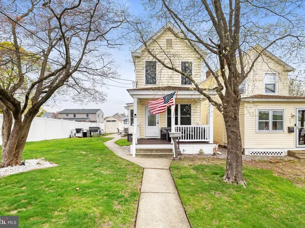 40 E Front St, Florence, NJ 08518