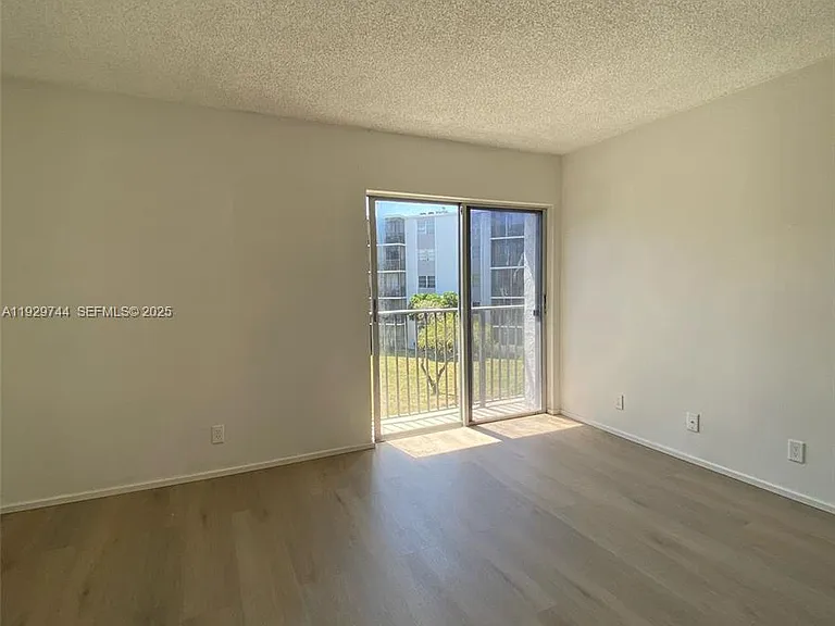 8740 N Sherman Cir #305 — Photo 14