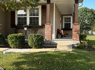 824 Ashton Way Cir, Eureka, MO 63025