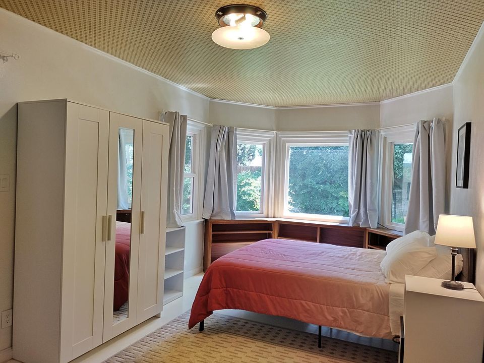 Downstairs bedroom