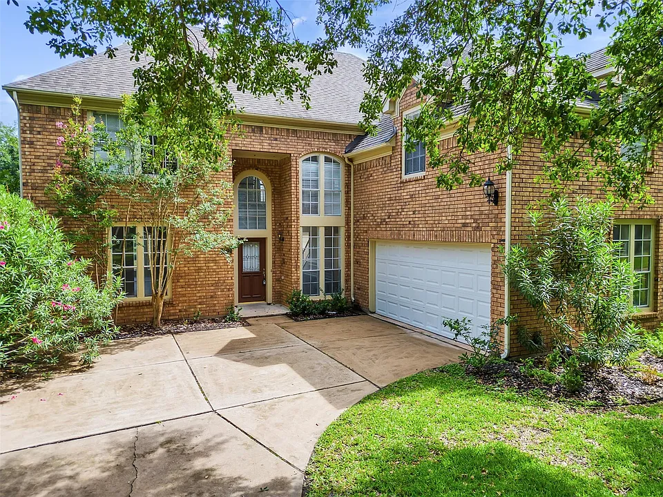 1127 Gloria Ct