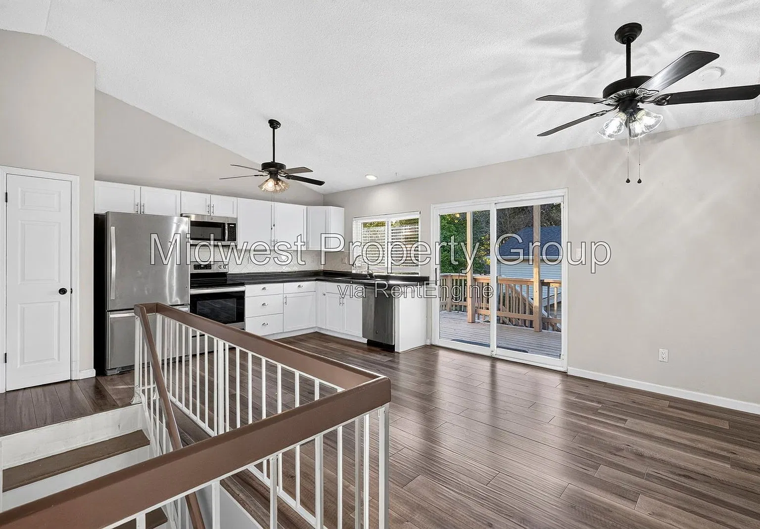 5 bed, 3.0 bath, 1985 sqft, $2,695 — Photo 4
