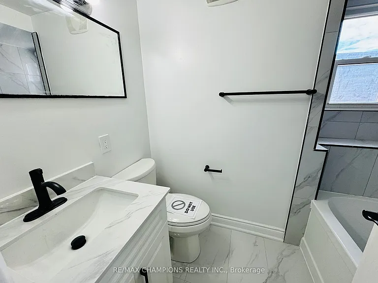 196 Caledonia Rd #2 — Photo 18
