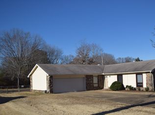 26 Deerfield Dr, Sherwood, AR 72120