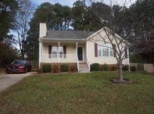 605 Stinson Ave, Holly Springs, NC 27540