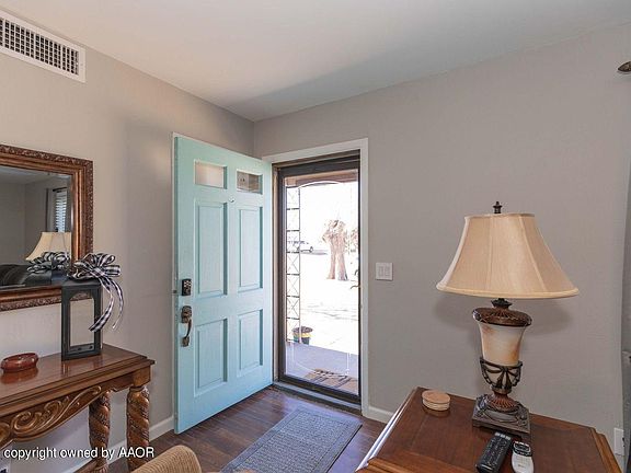 4th image of 801 Morton Ave