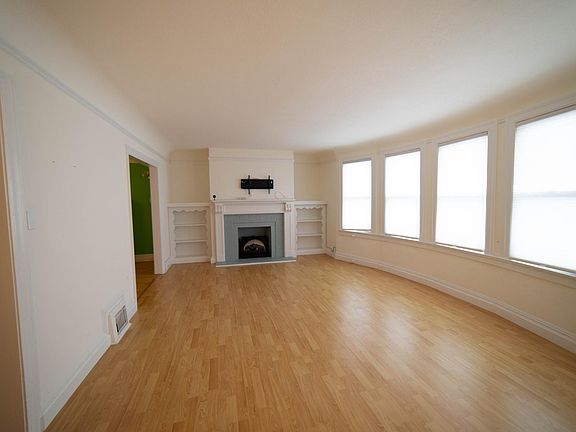 5th image of 790 43rd Ave