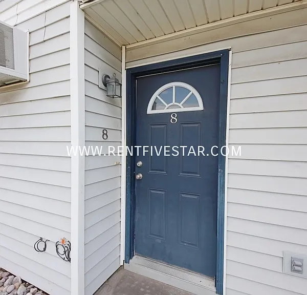 1066 Yellowstone Ave #8 — Photo 4