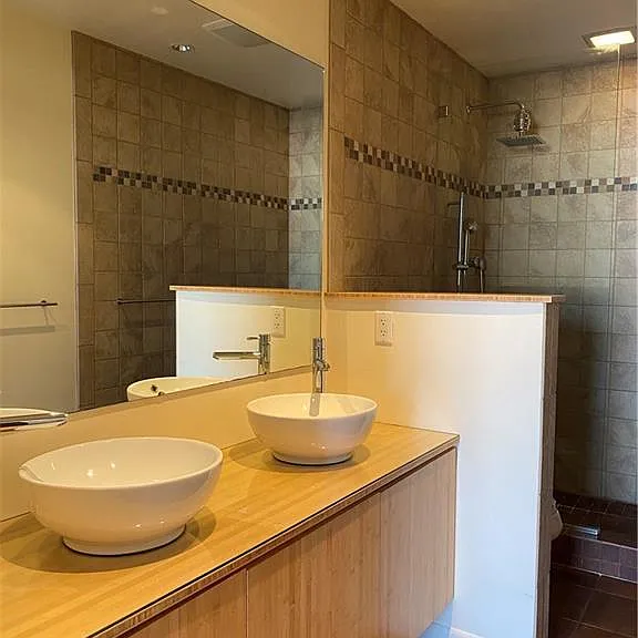 1801 Lavaca St #2G — Photo 10