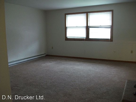 5th image of 636 Sunflower Dr
