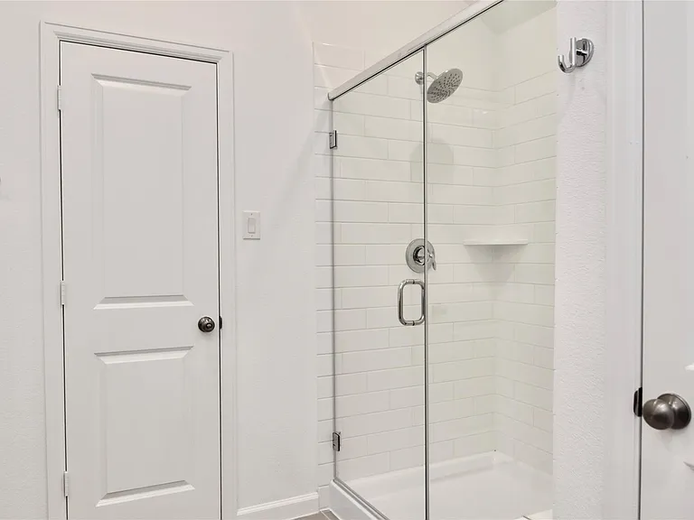 5427 Holly Haven Ct — Photo 21