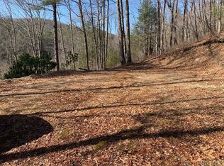 1410 Great Falls Dr, Glenville, NC 28736